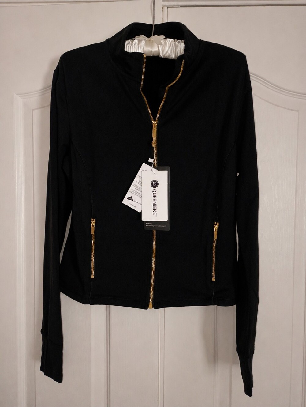 NWT Queenie Ke BareLuxe Black Gold Zip Cropped Workout Jacket Large